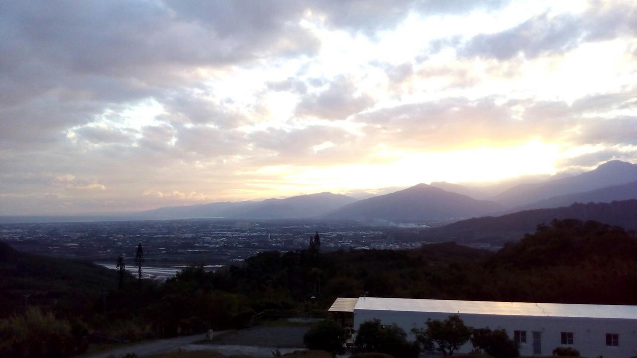 日初山莊 Sunrise Taitung Apartment Fuyuan Екстериор снимка